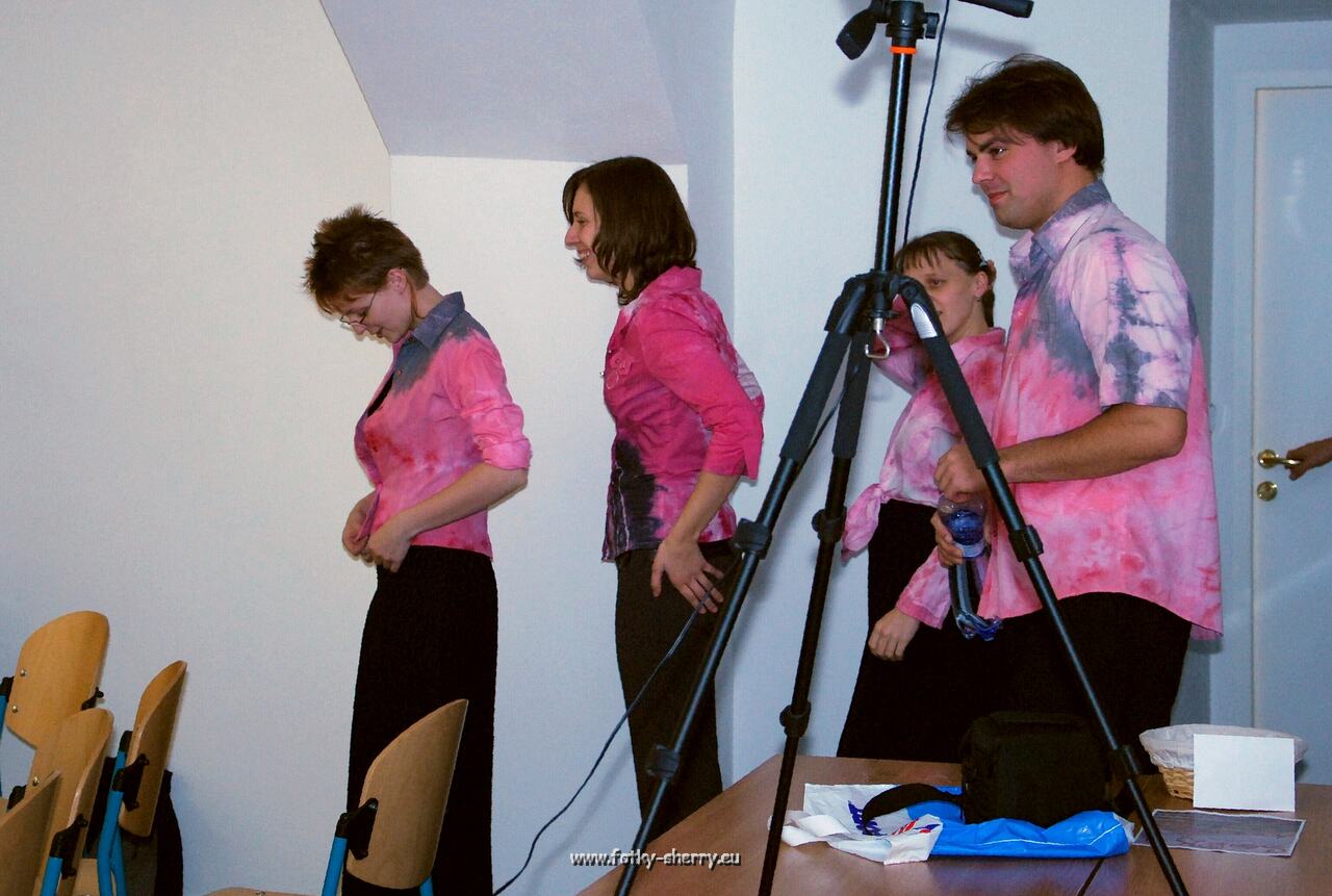 019-koncert_10_11_2009-neuplny_kvintet_prichazi.jpg